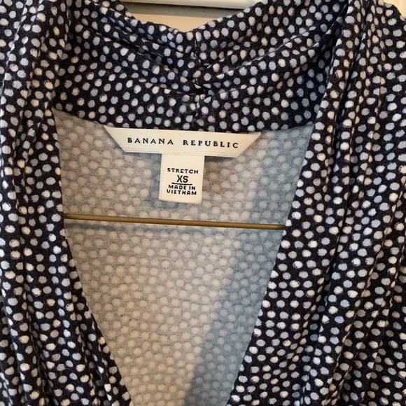 Banana Republic Stretch Fitted Top - Picture 2 of 4